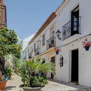 Unique Andalusian Townhouse Next To Сasa de vacaciones